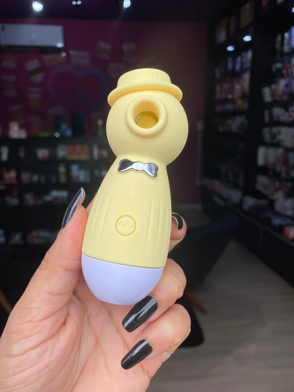 Vibrador de clitóris forma de pinguim vibra por ondas de pulsação 10 intensidades – recarregável — foto 1 de 7