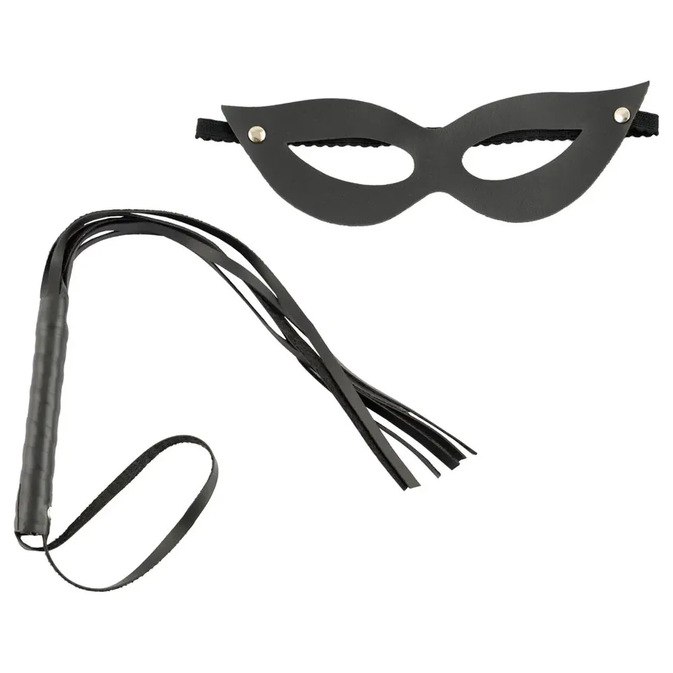Kit Máscara Tiazinha com Chicote Fino Tiras — foto 1 de 3
