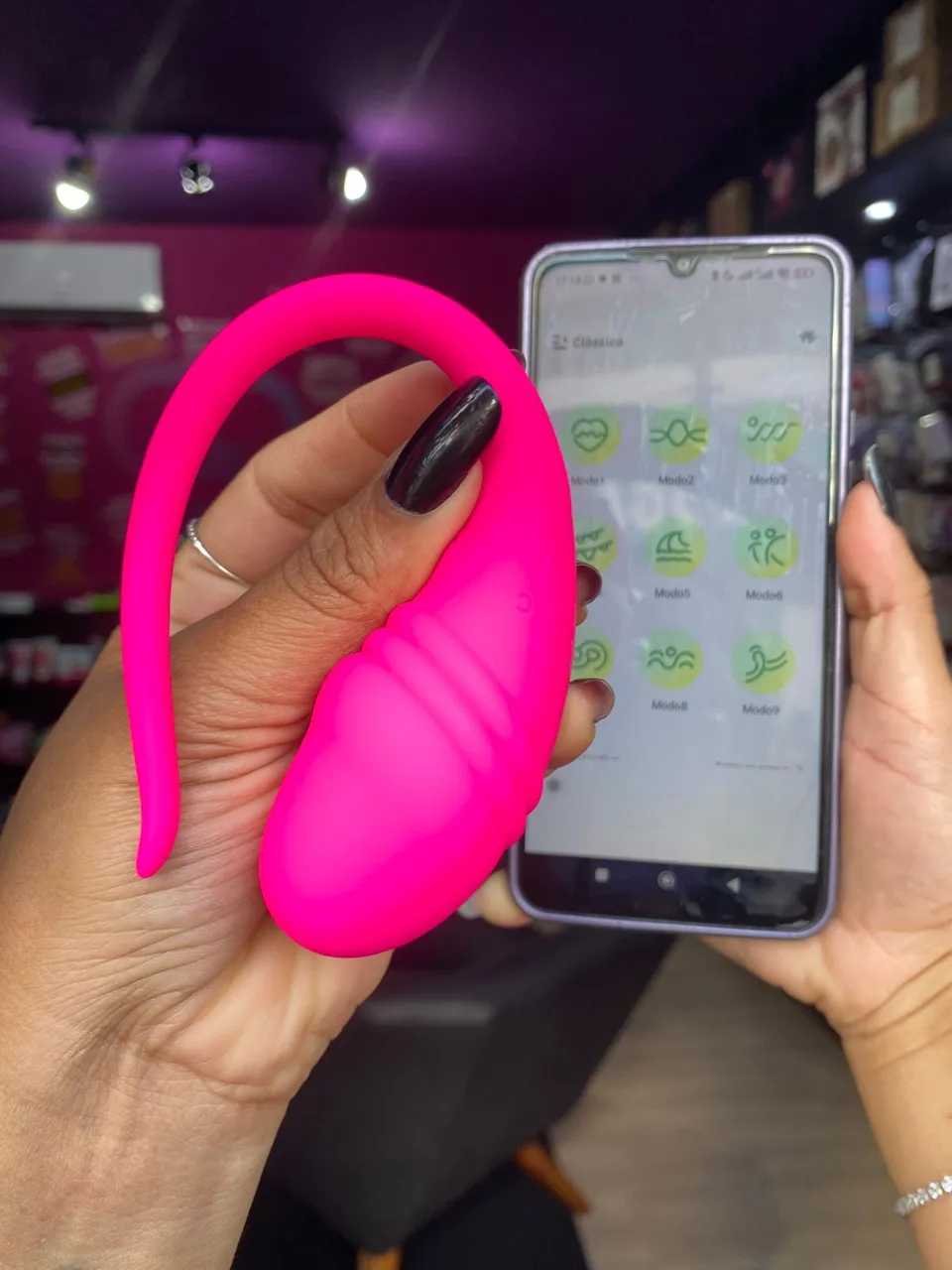 Cápsula vibratória em formato de glande por aplicativo de celular- 09 intensidades – recarregável – Vibrador Casal Rosa — foto 1 de 7